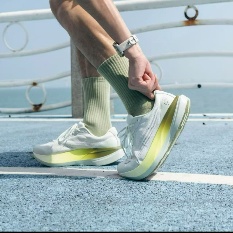 Professional Running Shoes Men - огляд і ціна Outdoor Sport Brand Shoes